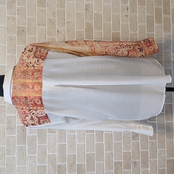 NWT Desigual Women's White and Peach Long Sleeve Lightweight Blouse (Sz M) - Picture 2 of 10